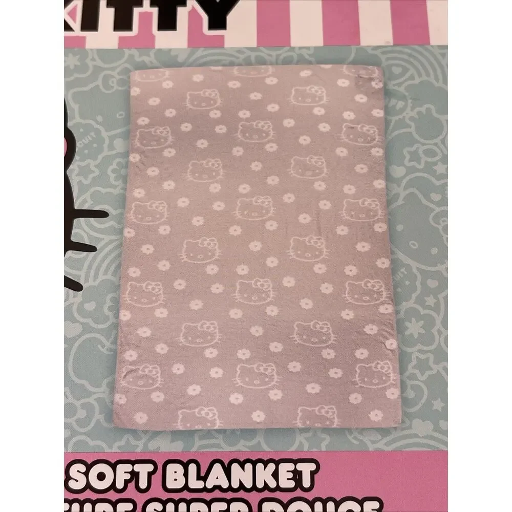 Sanrio this 60x90